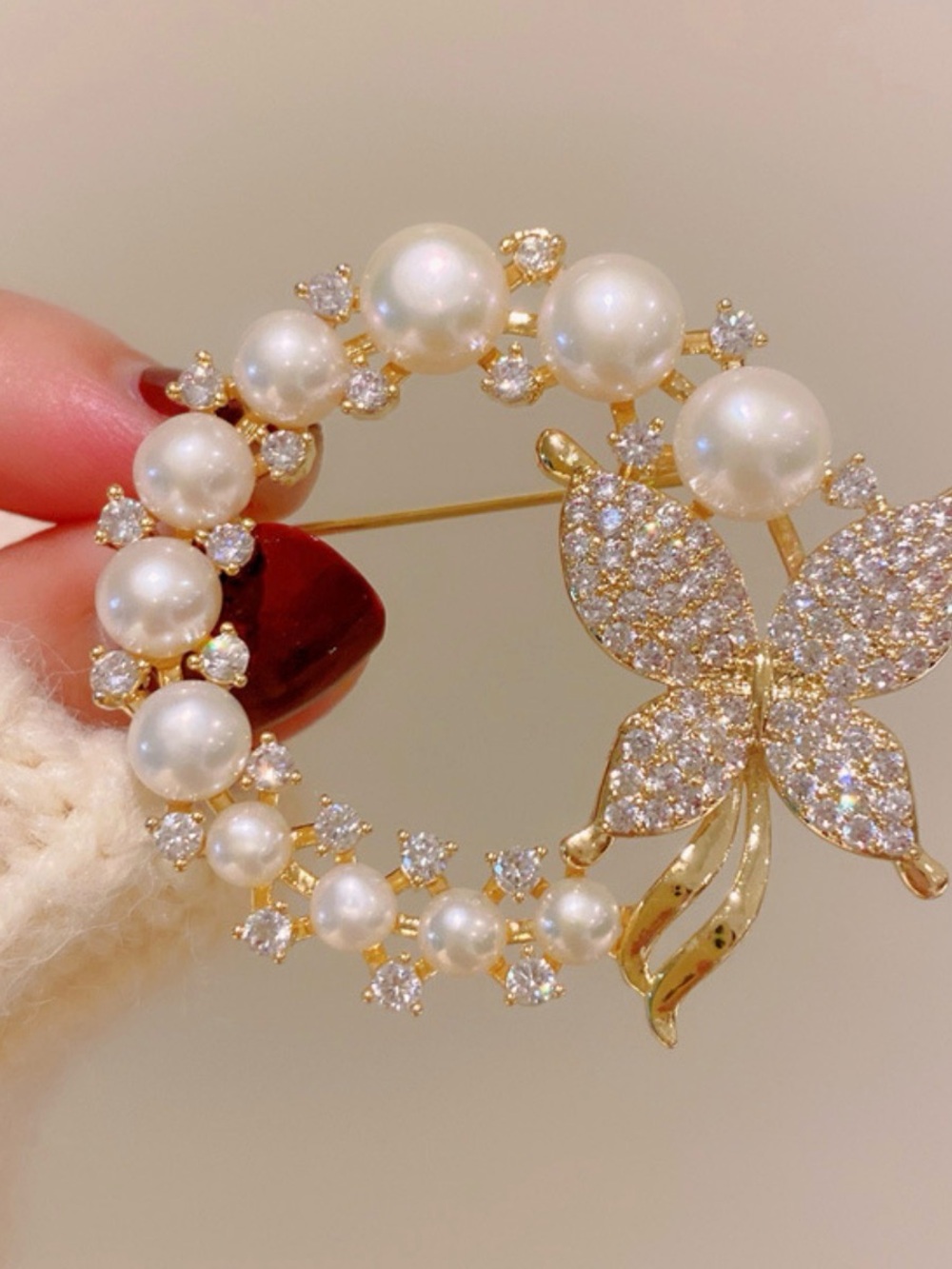 Brooch Enchanted Monarch Pearl Wreath Butterfly |Pavé Crystal Statement Pin NWOT - Picture 5 of 8